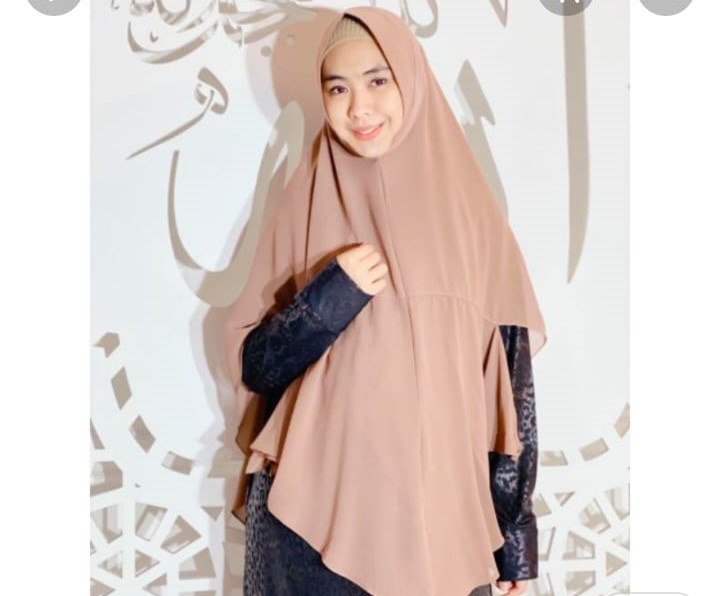 Laris Terjual, 9 Artis Ini Punya Label Hijab yang Populer di Kalangan Muslimah