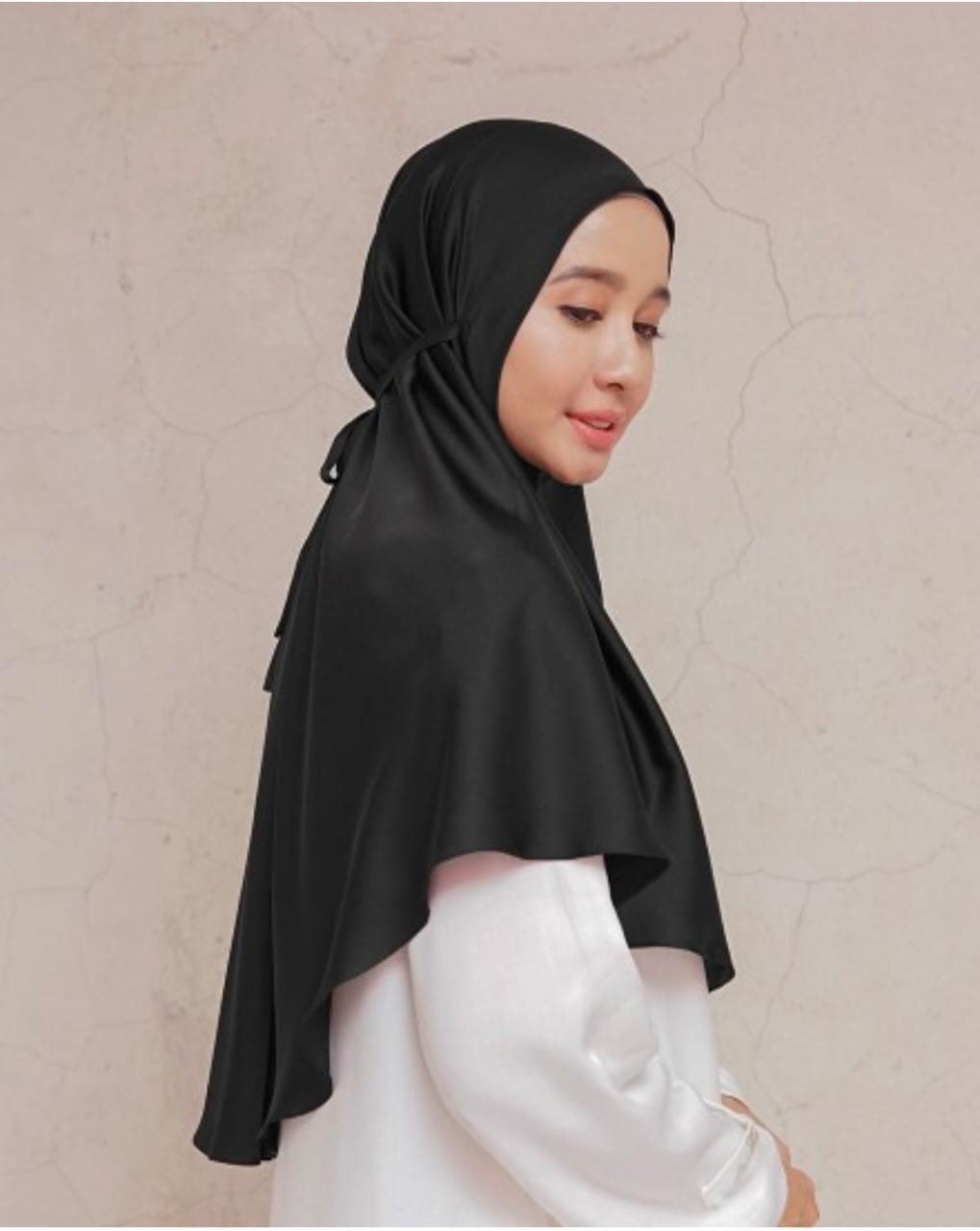 Laris Terjual, 9 Artis Ini Punya Label Hijab yang Populer di Kalangan Muslimah