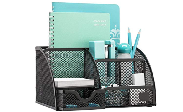 Bosan WFH? Yuk, Tata Meja Kerja di Rumah Agar Lebih Fresh