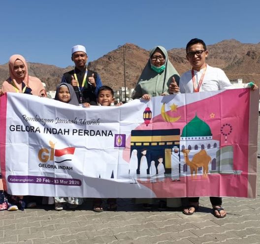 Bisa Jadi Referensi, Ini 7 Travel Umrah dan Haji Milik Artis dan Ustadz