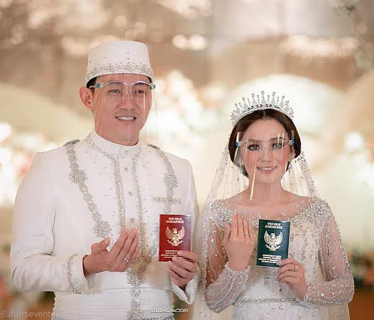 12 Artis yang Nikah di Tahun 2021, Nomor 7 Presiden Jadi Saksi