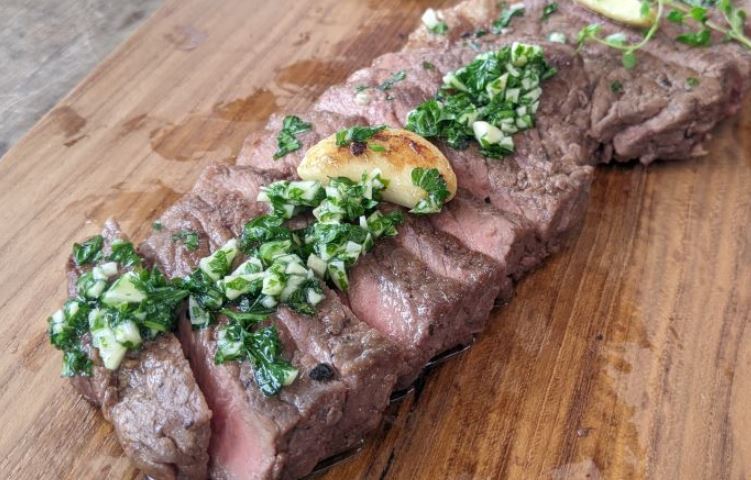 Burger Jamur dan Steak Merah, Rekomendasi Makan Siang Hari Ini