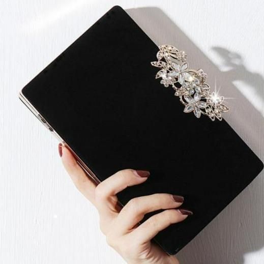 Tren Tas 2022, Micro Bag Bakal Digandrungi Generasi Cashless