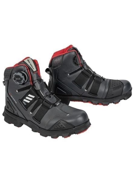 Siap-siap Rogoh Kantong, Ini Daftar Harga Sepatu Touring Pria