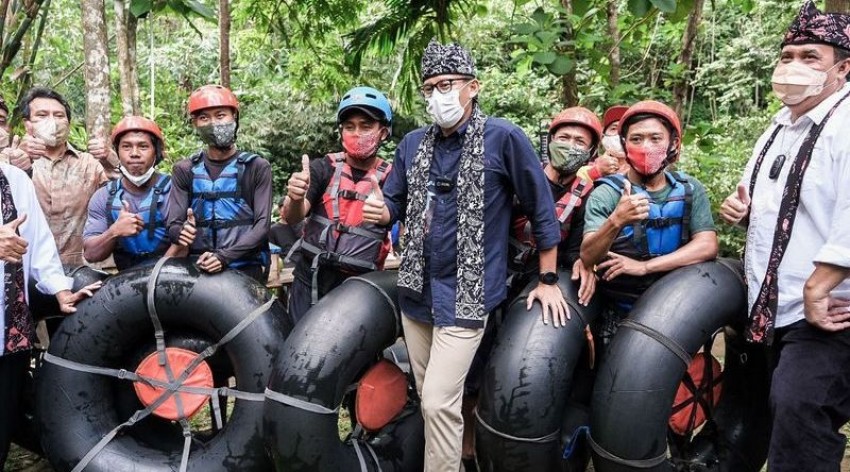 Mengulik Keindahan Alam dan Budaya Desa Selasari