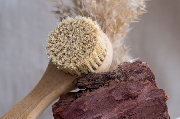 Ingin Tampil Cantik Tanpa Harus Mahal? Simpan 6 Alat Ini di Rumah