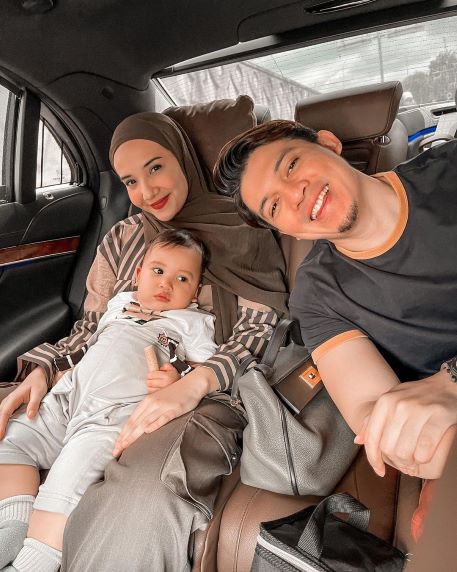 Deretan Artis yang Khitan Anak saat Bayi, Apa Alasannya?