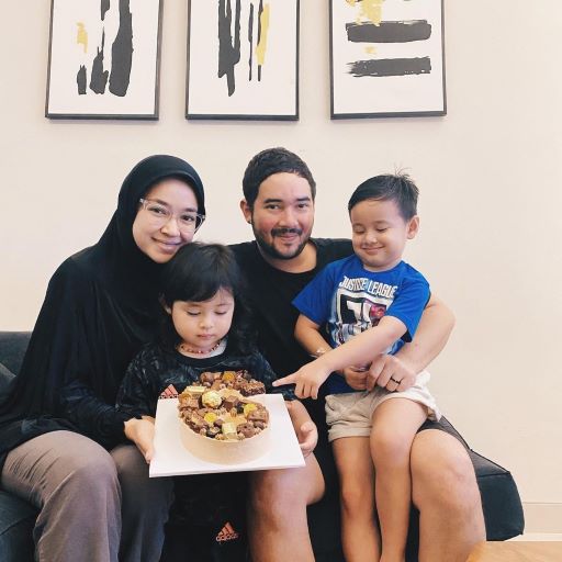 Deretan Artis yang Khitan Anak saat Bayi, Apa Alasannya?