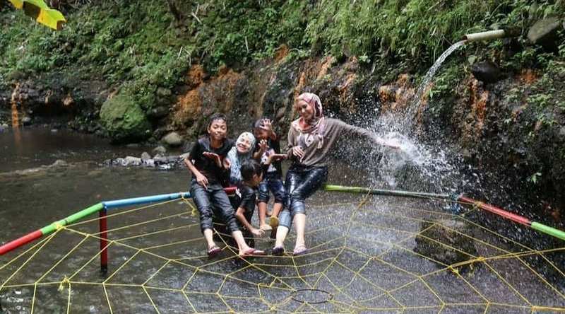 Menikmati Keindahan Agrowisata Budidaya Salak di Desa Wisata Pulesari