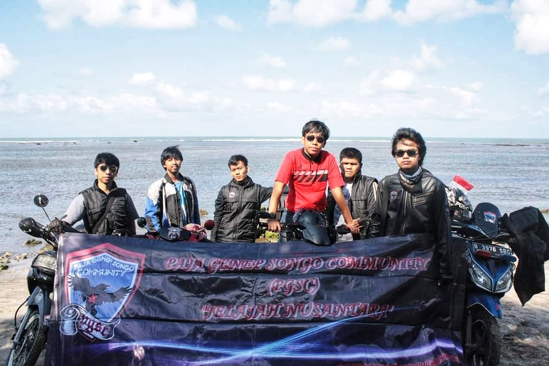 Paja Genep Songo Community, Komunitas Motor Asal Pesantren