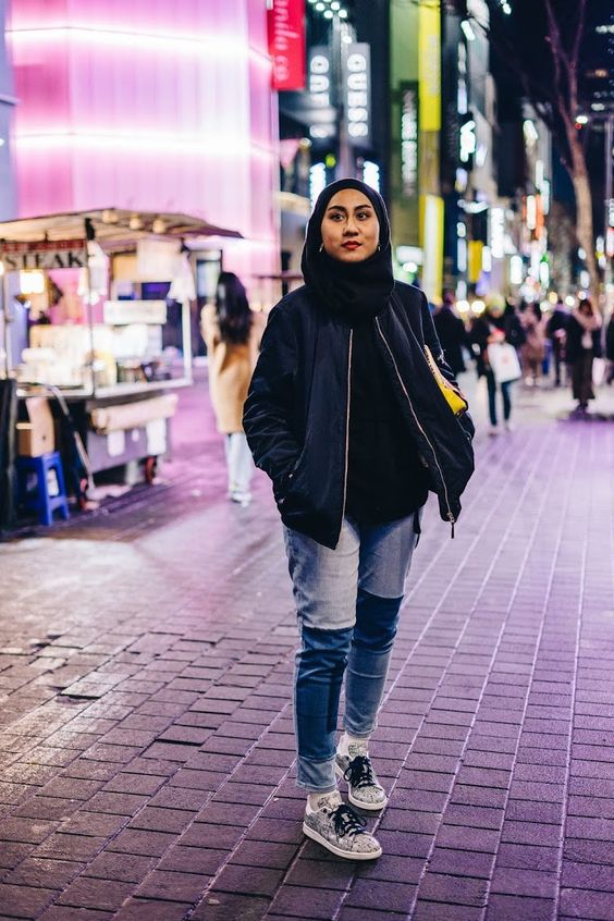 Tak Hanya untuk Penghangat, 5 Jaket Ini Cocok untuk Hijaber Tampil Chic