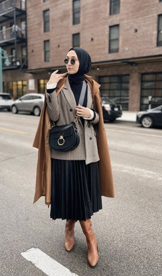 Tak Hanya untuk Penghangat, 5 Jaket Ini Cocok untuk Hijaber Tampil Chic