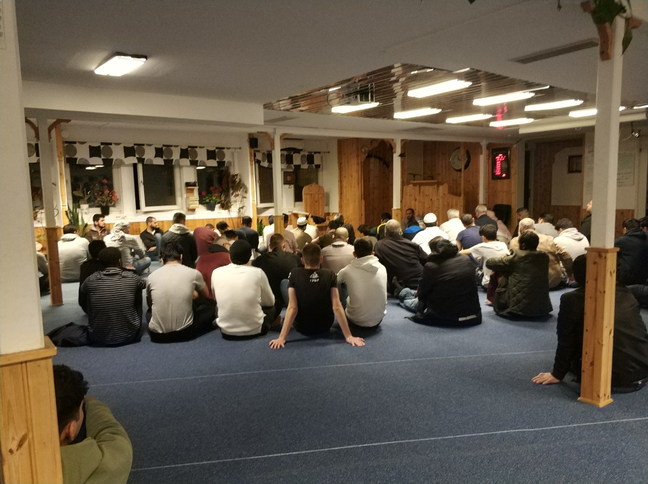 Melatih Kesabaran Berpuasa 16-20 Jam di Swedia