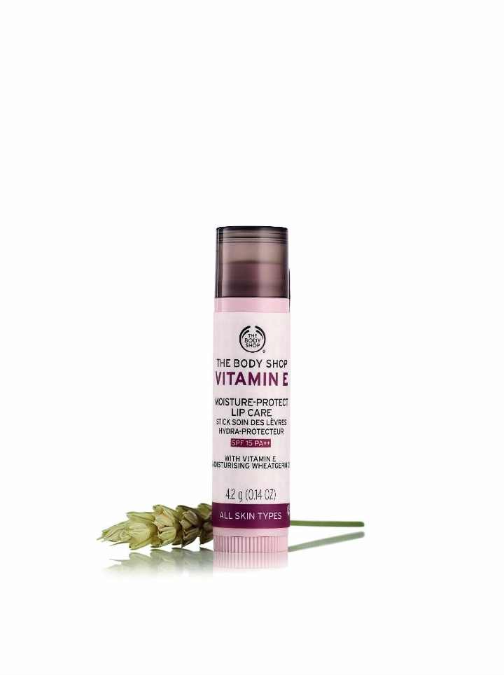 Ini 7 Rekomendasi Lip Balm dengan SPF, Solusi Bibir Kering