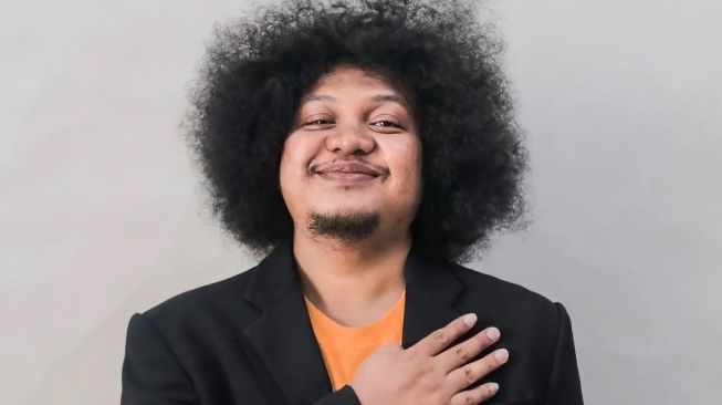 Musisi hingga Presenter, Ini Publik Figur yang Gemar Baca Alquran
