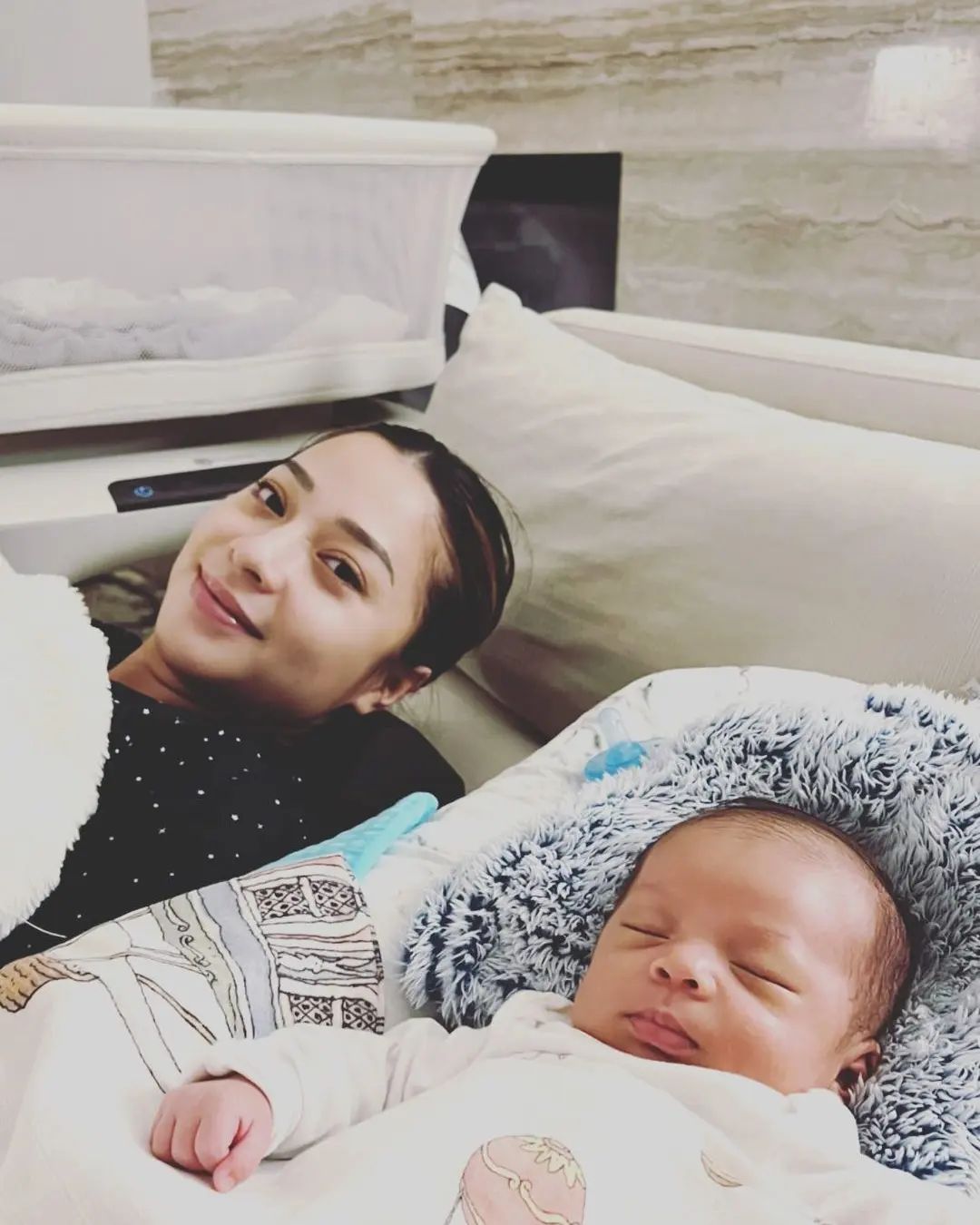 5 Artis Ini Perdana Rayakan Idul Fitri Bersama Anak Tercinta