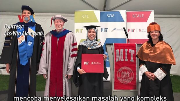 Ars-Vita Alamsyah, Muslimah Berjilbab Jadi Tim Antariksa Elon Musk