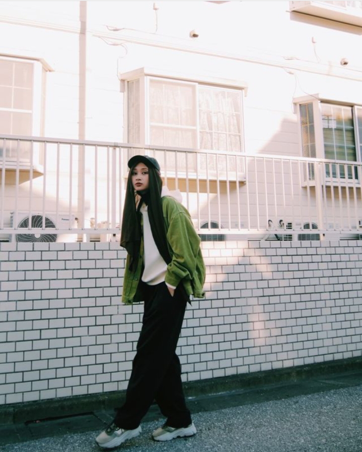 Mau Tampil Beda? Intip 7 Inspirasi Outfit Jepang ala Aufa Tokyo