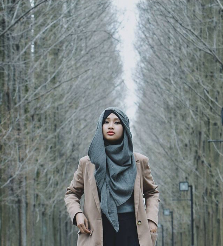 Mau Tampil Beda? Intip 7 Inspirasi Outfit Jepang ala Aufa Tokyo