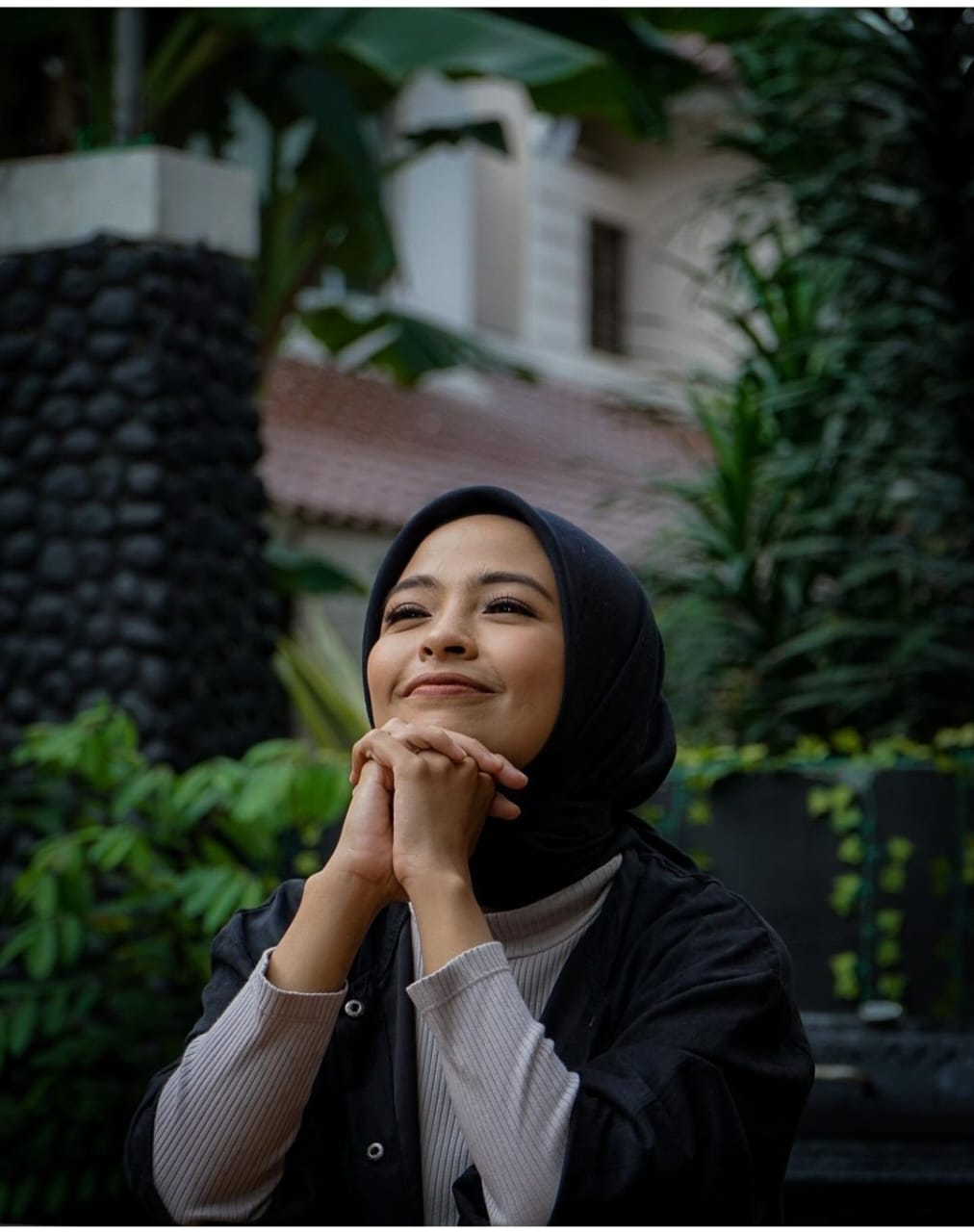 8 Musisi Hijrah Perdalam Islam, Alasan Virgoun Bikin Haru