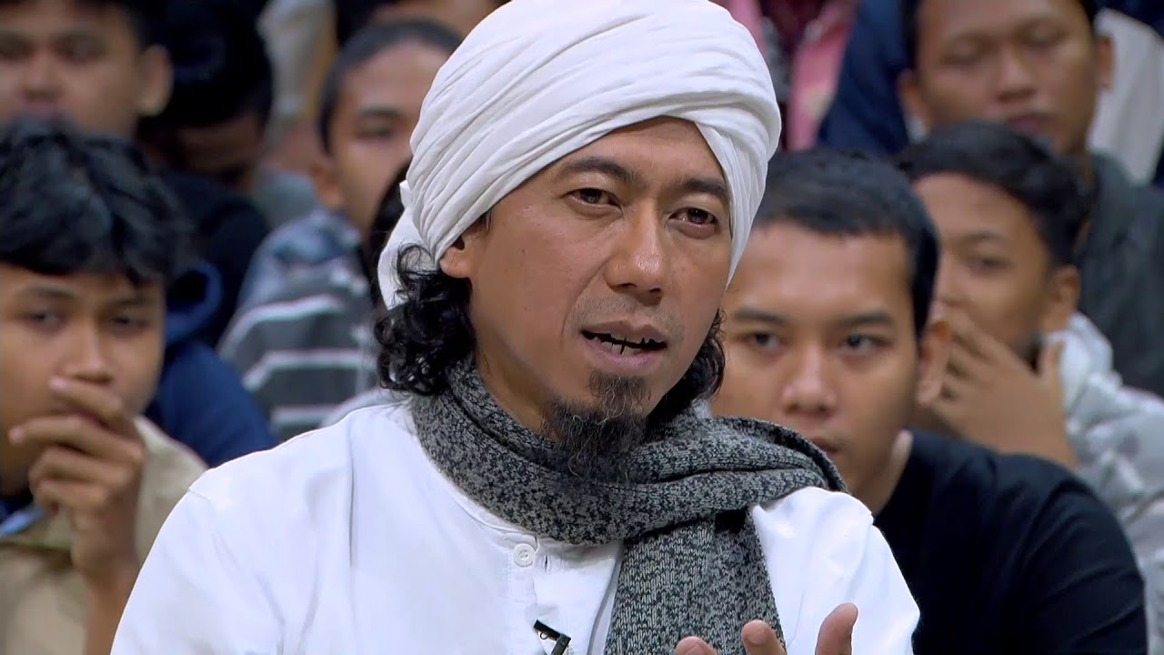 8 Musisi Hijrah Perdalam Islam, Alasan Virgoun Bikin Haru