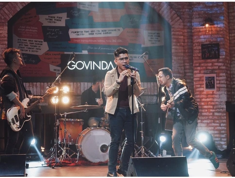 Deretan Artis Hijrah Sahabat Dekat Ustadz Abdul Somad