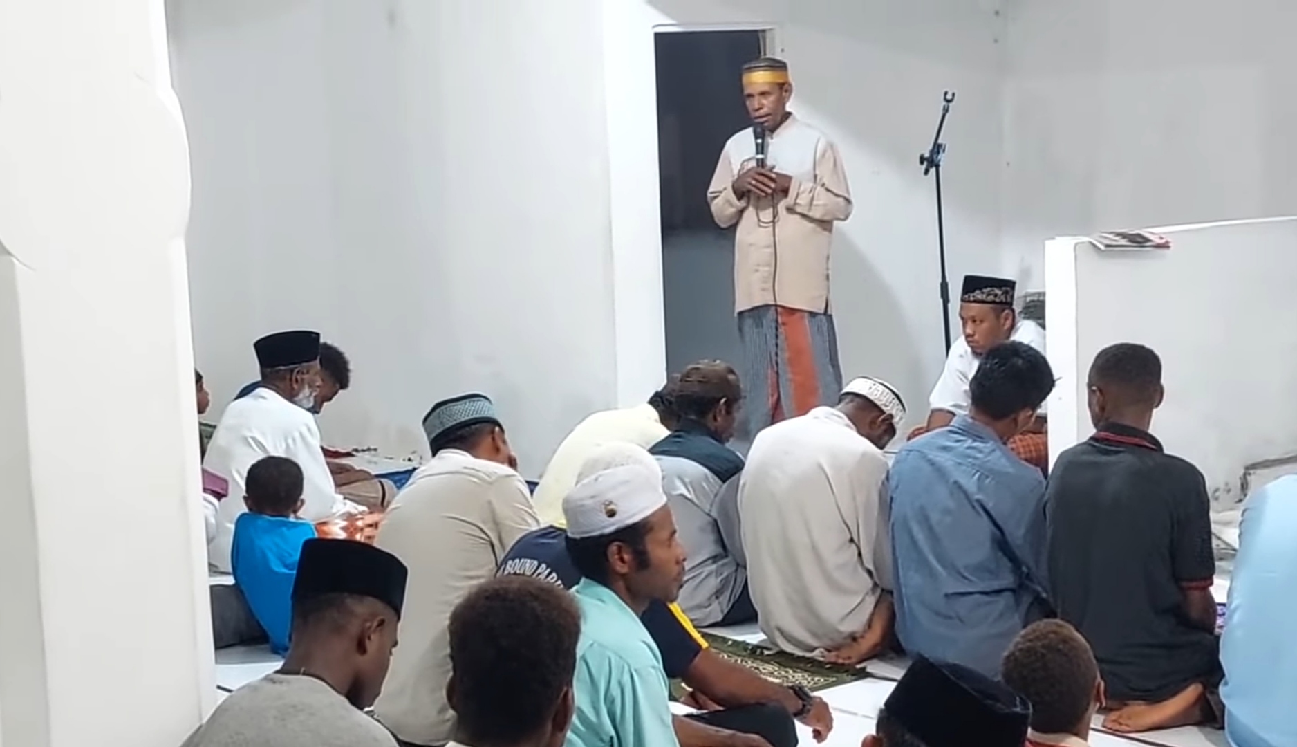 Menengok Kampung Muslim di Papua, Semua Wanita Terbiasa Kenakan Jilbab