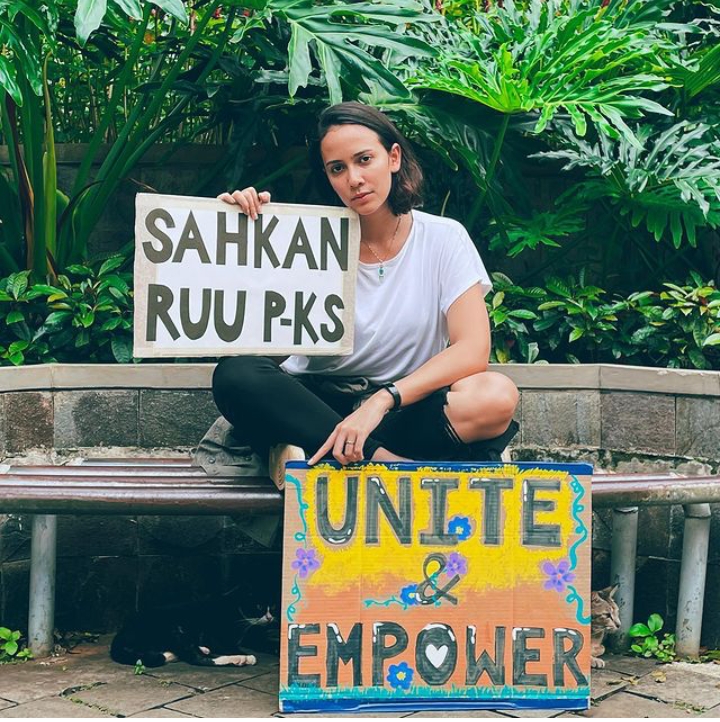 Tak Cuma Cinta Laura, Tiga Artis Ini Vokal Terhadap Isu Perempuan