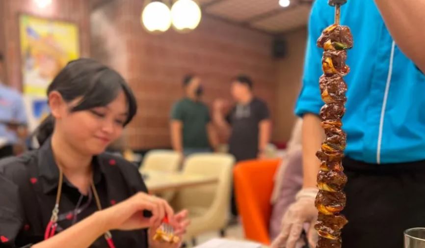 Yuk Makan Siang, Santap Daging BBQ ala Brazil Sepuasnya