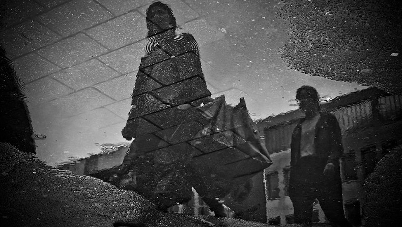 Hujan saat Panas dan Mitos Ada Orang Baik Meninggal Dunia