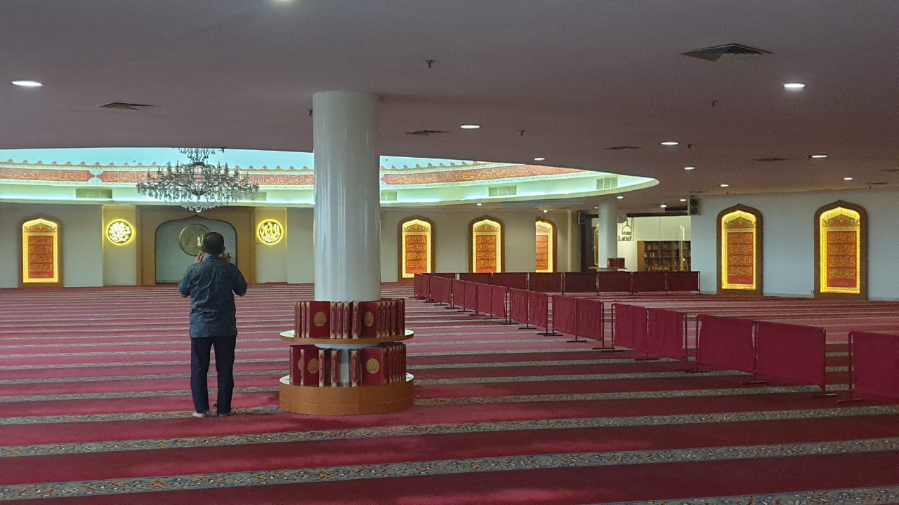 Berdiri Megah di Dalam Mal, Masjid ALatief Bisa Tampung 1.400 Jamaah