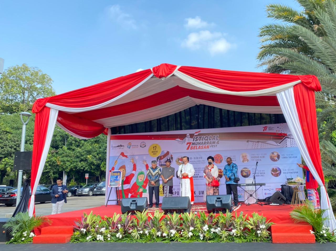 Suasana Upacara Kemerdekaan Lintas Agama di Masjid Istiqlal