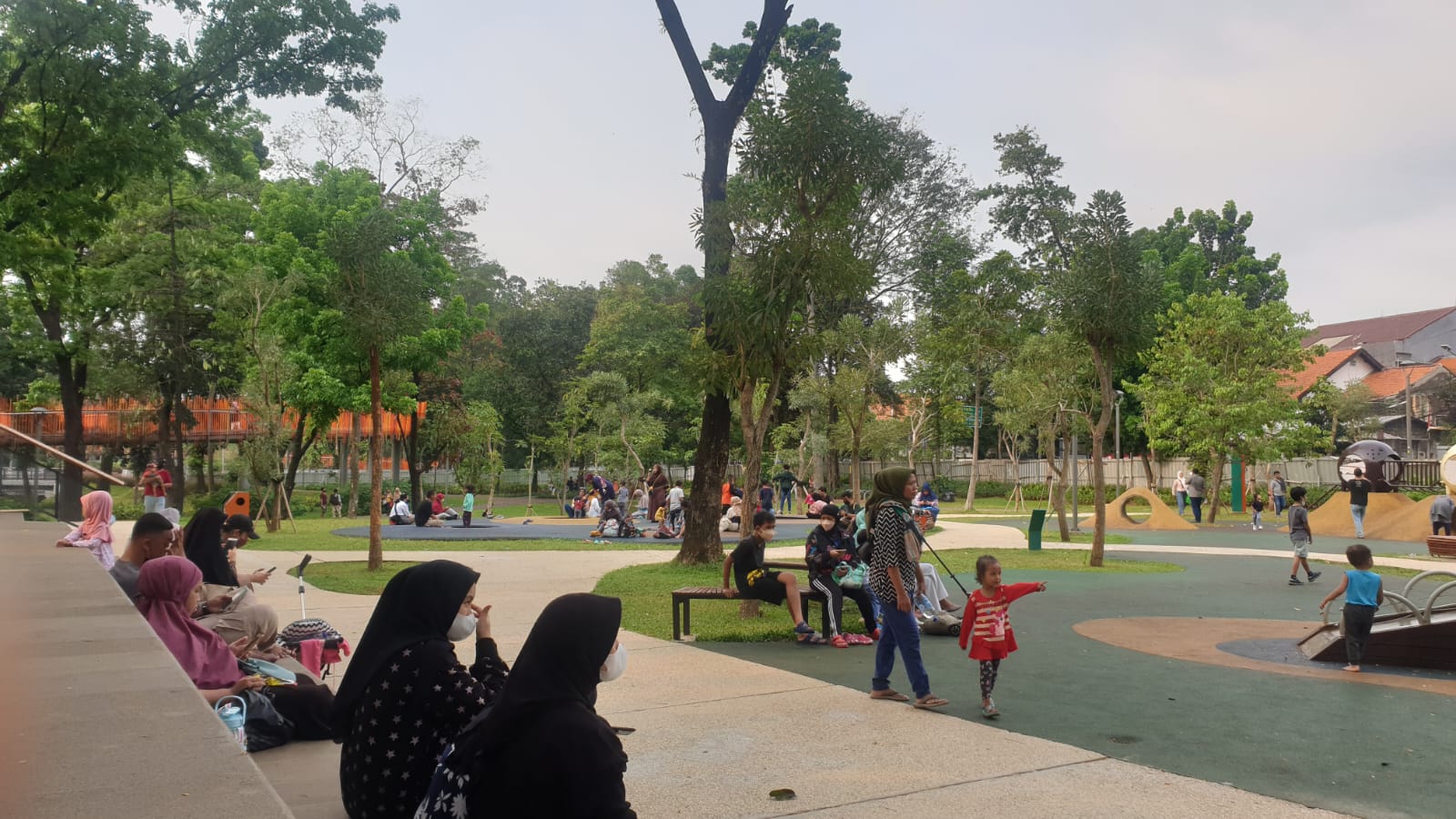 Resmi Dibuka, Tebet Eco Park Hadirkan Ruang Interaksi Sosial