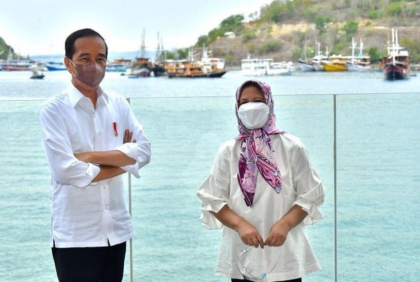 Gaya Hijab Formal Iriana Jokowi, Sederhana tapi Tetap Elegan