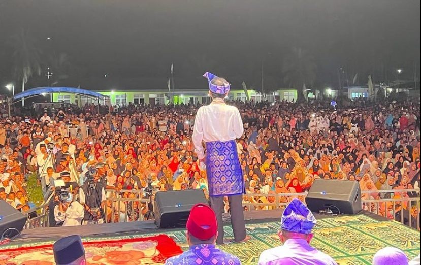 Punya Ciri Khas Sendiri, Begini Gaya Pakaian UAS saat Berdakwah