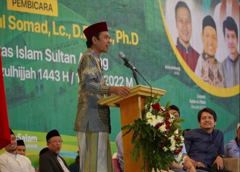 Punya Ciri Khas Sendiri, Begini Gaya Pakaian UAS saat Berdakwah