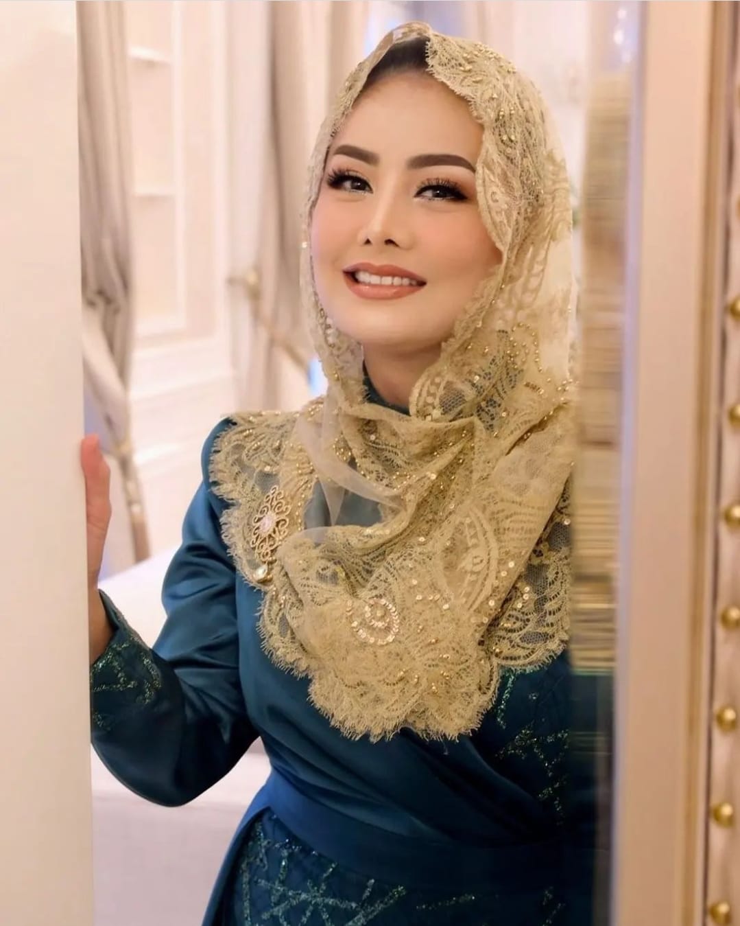 Mantap Tutup Aurat, Cita Citata dan 5 Penyanyi Dangdut Ini Cantik Berhijab