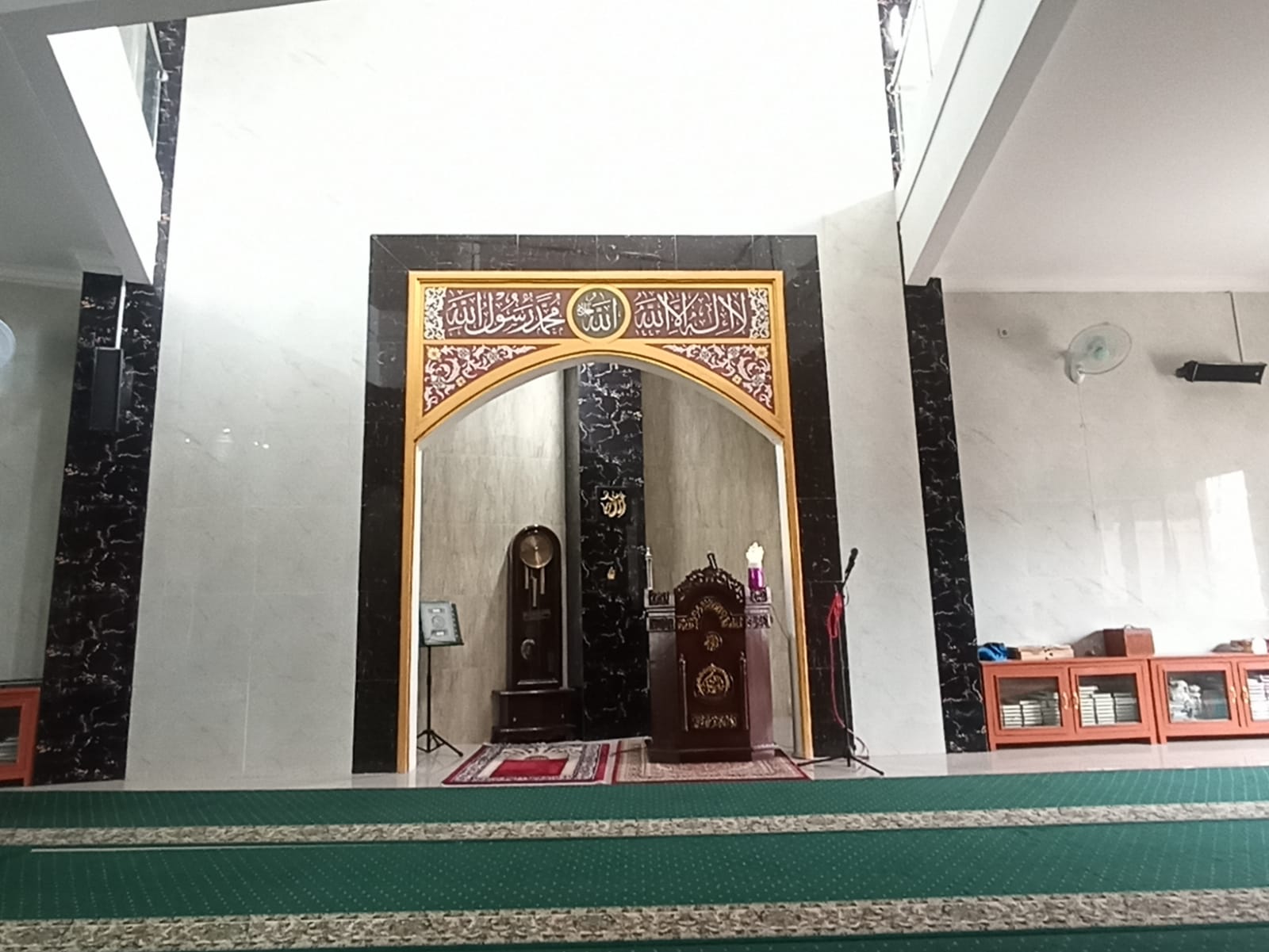 Masjid Jami' Al-Istiqamah, Tempat Ibadah Penghuni Apartemen Kokas