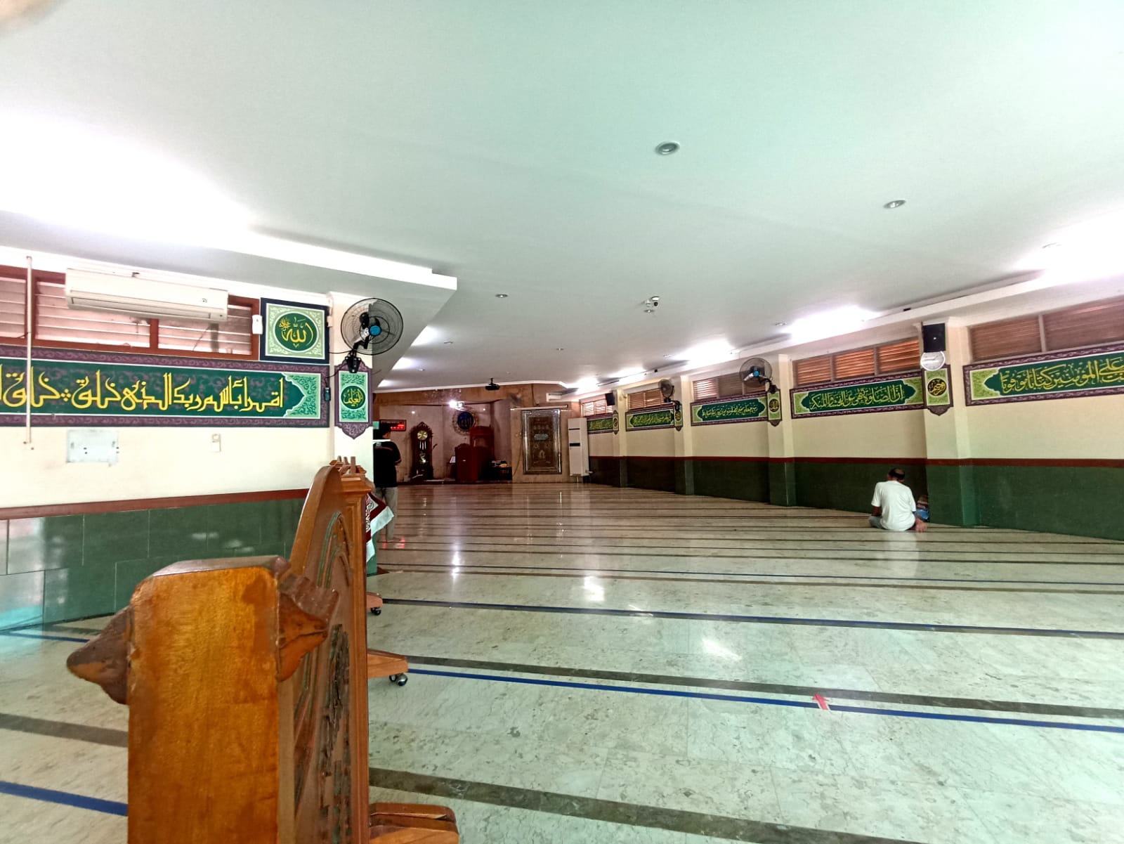Mengunjungi Masjid Peninggalan Jenderal Ahmad Yani di Menteng