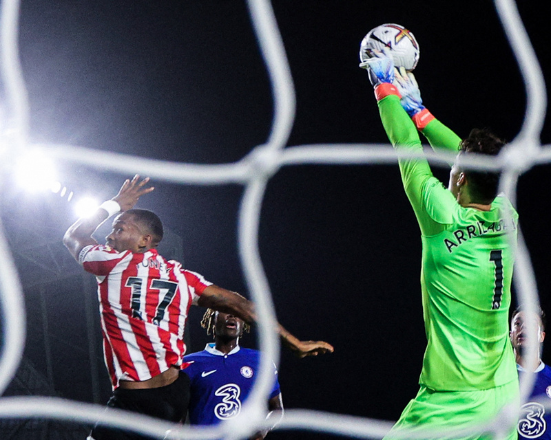 Liverpool dan Manchester United Kompak Menang, Chelsea Hanya Imbang