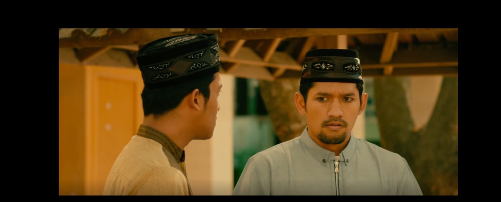 Gaya Fesyen Lima Aktor Saat Berperan sebagai Santri