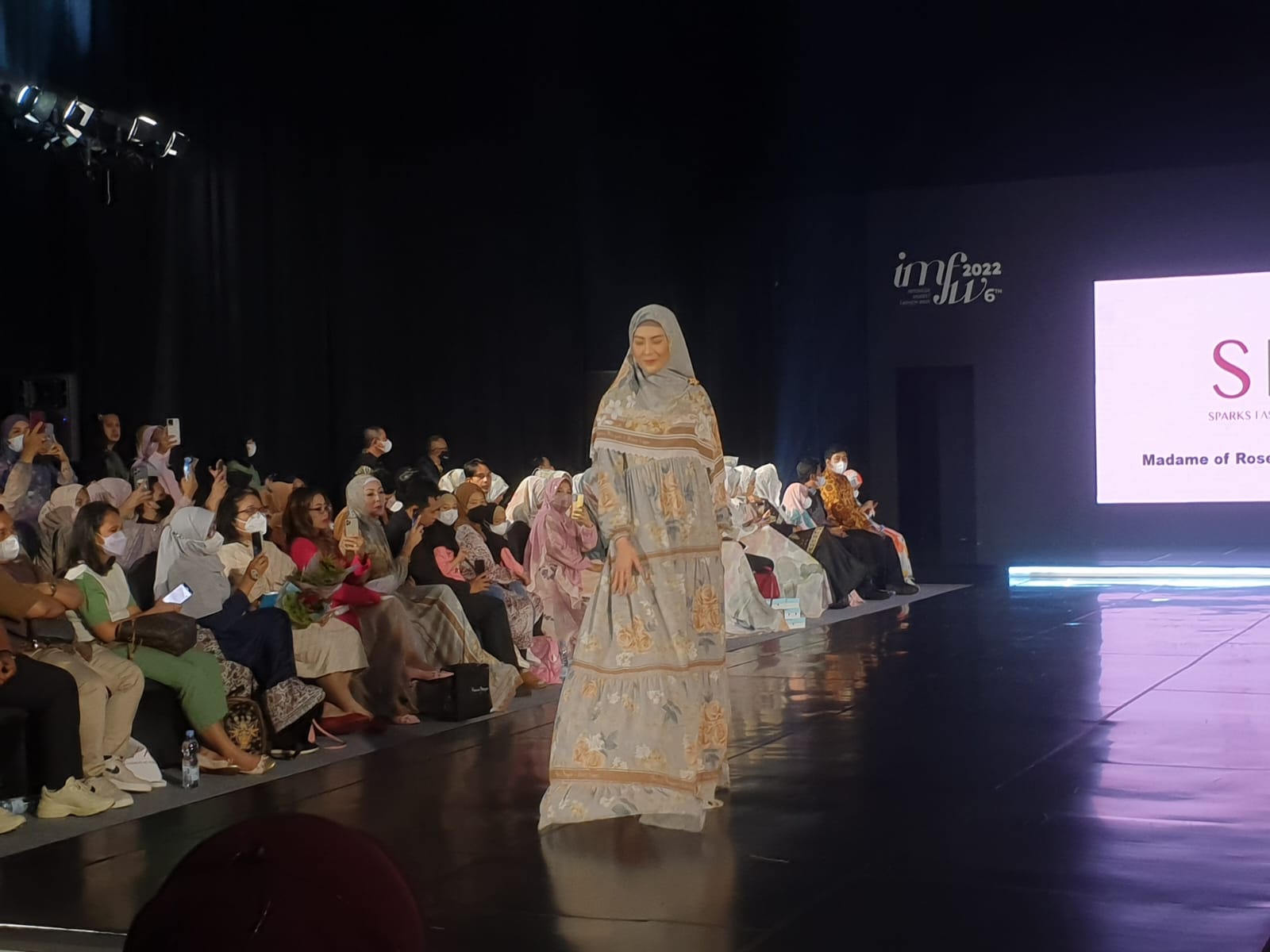 Risty Tagor dan Khanza Maryam Kolaborasi di Brand Madame Of Rose