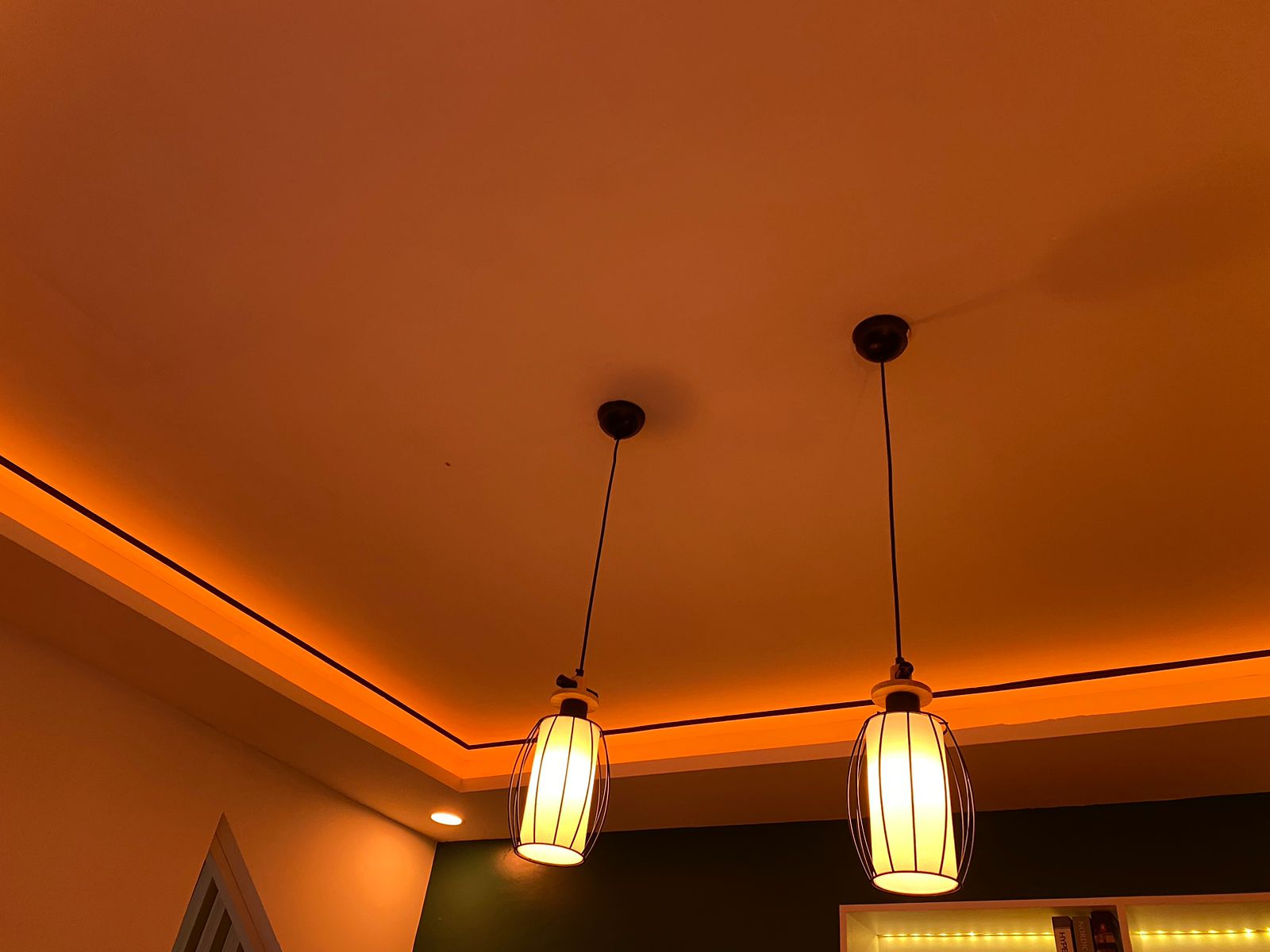 Rekomendasi Warna Lampu untuk Salat agar Tambah Kekhusyukan