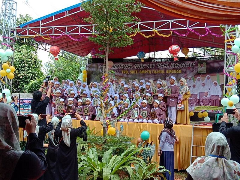 Pesantren Fajrul Amanah Bogor Luncurkan Wakaf Produktif Bagi Penghafal Qur’an