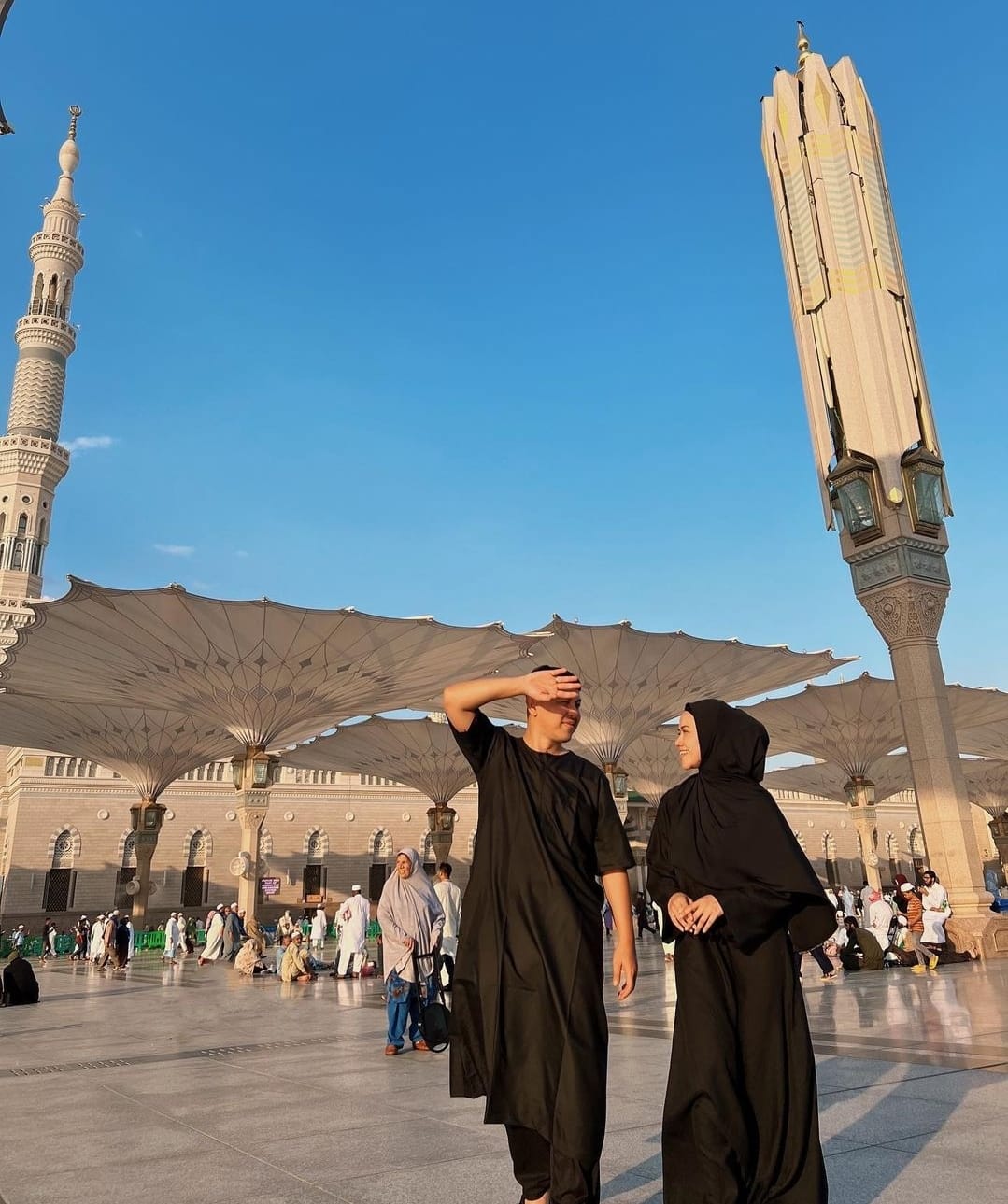 Berangkat Umrah, Yura Yunita Sebut Sebagai Perjalanan Hati