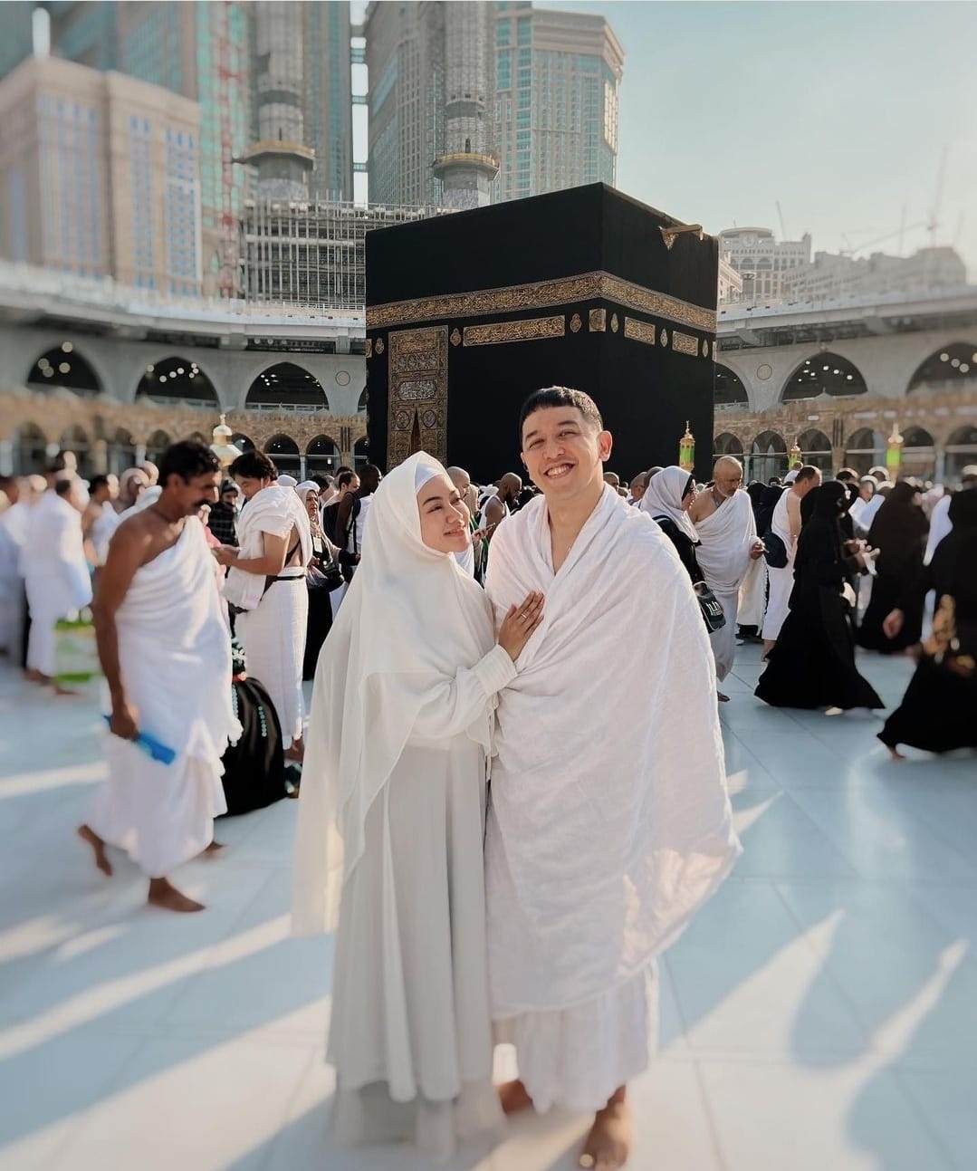 Berangkat Umrah, Yura Yunita Sebut Sebagai Perjalanan Hati