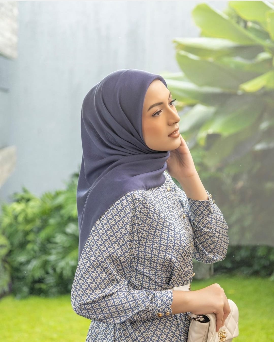 7 Brand Hijab Lokal Berkualitas Premium Pas Jadi Kado Hari Ibu