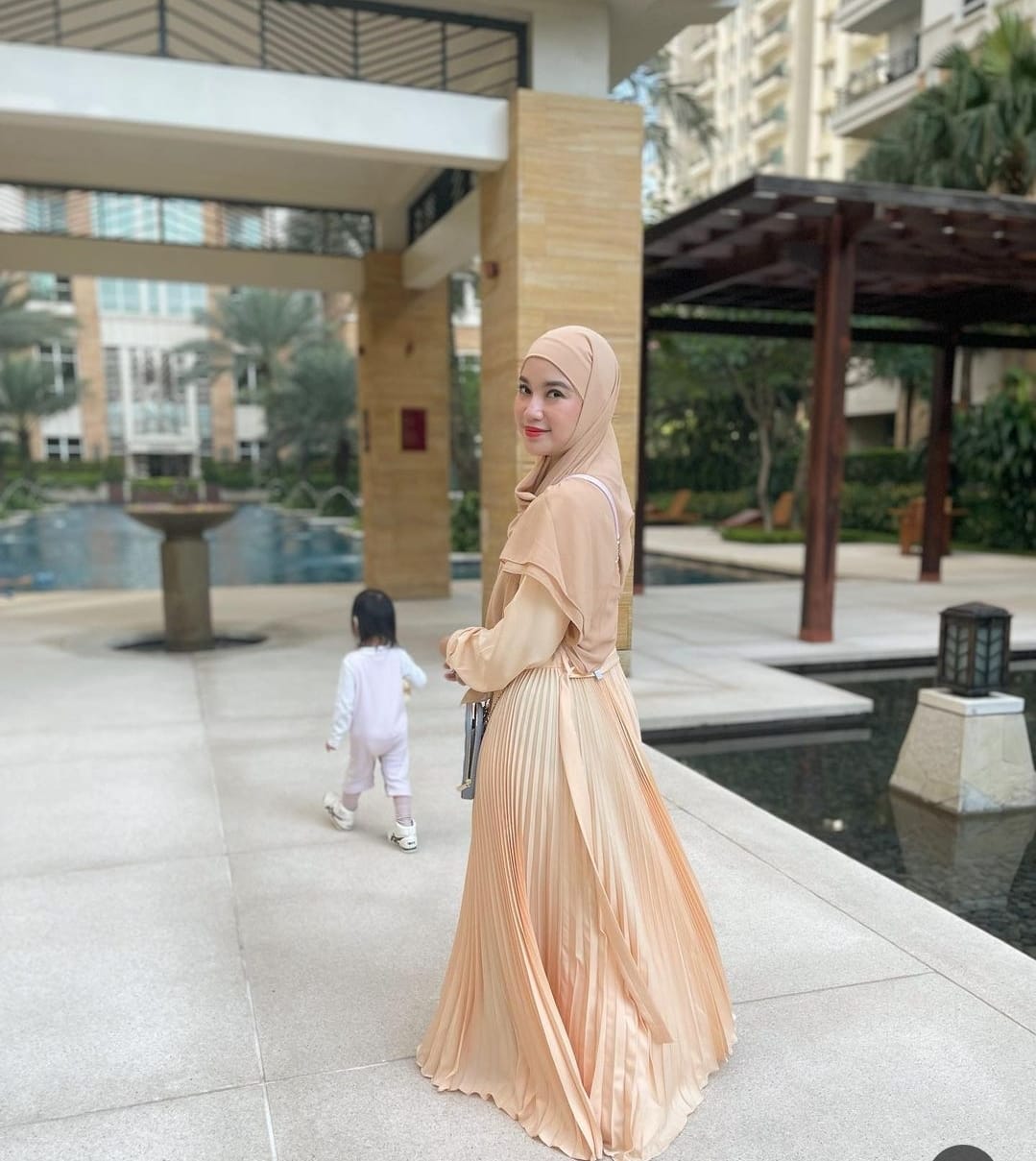 3 Artis Ini Jadi Istri Kepala Daerah, Yuk Intip Gaya Hijabnya