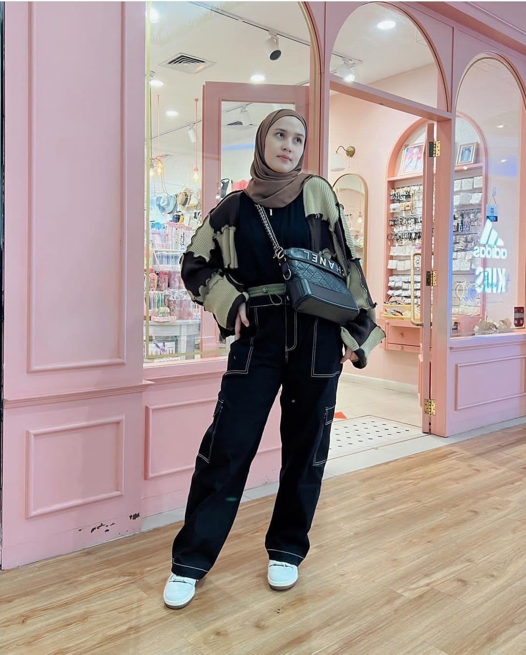Terapi Dress Up ala Dwi Handayani untuk Kembalikan Mood