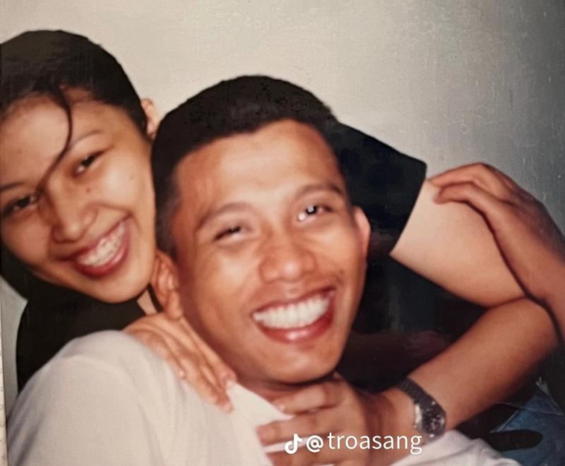 Putri Sambo Unggah Kenangan Bersama Orang Tuanya, Ditonton 6,5 Juta Warganet